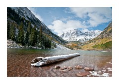 First fall of snow at Maroon Bells