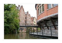 Turning into another part of the Canal