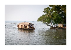 Houseboat Following us