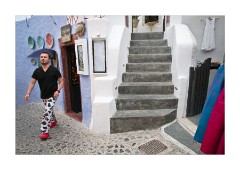 Oia - Chef returning to Work