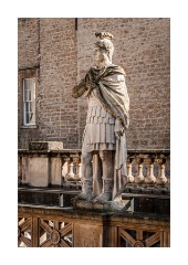 Bath 04  Roman Statue  overlooking the Great Bath