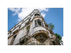 Havana Cuba 27  Old Havana -  Beautiful Buildings Crumbling