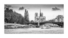 Seine River Trip Heading towards the Notre Dame