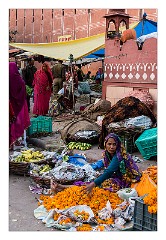 Jaipur  02  Market outside the City Gates