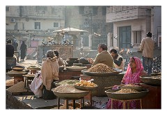 Jaipur  23  The square where people buy seeds and feed the birds