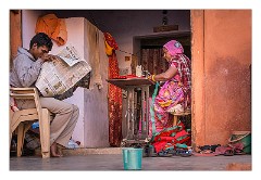 Jaipur  28  Womasn Working, Man Resting