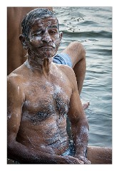 Udaipur 21  Gangaur Ghat - Early morning bathing