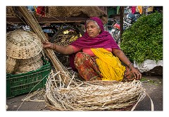 Udaipur 63  Setting up the market stalls etc at Wazirpur