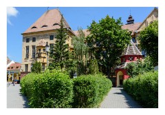 Medias 03  Interesting building in Medias