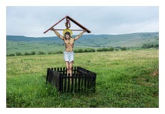 Viscri 04  A shrine on the roadside