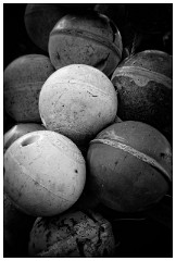 Image 21  Floating weights on the nets