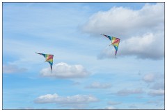 Royston Kite Festival 02  Two Kites flown in sync