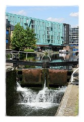 London Mile End 04  Regents Canal - Mile End Road