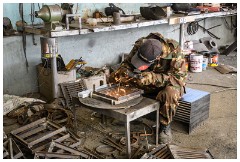 50 Leh and its Valley  Men at Work