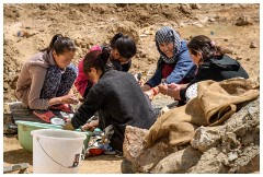 09 Leh to Tso Morini Lake and Back  Girls doing the Washing up