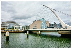 Dublin 14  River Liffey, Samual Beckett Bridge