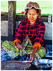 Loikaw  16  Local Market at Demoso West of Loikaw