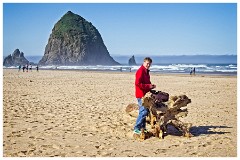 Oregon  02  Cannon Beach - The Haystack