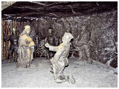 Wieliczka Salt Mines 02