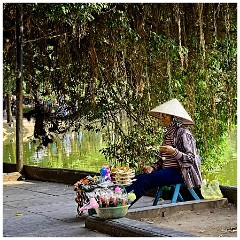 Hanoi Day 3  42  Sellers around the Lake