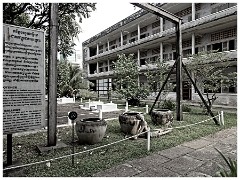 Phnom Penh 27  Tuoi Sieng Genocide Museum