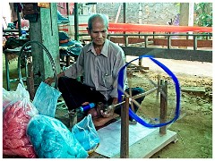 Phnom Penh 45  The Family Weaving Business