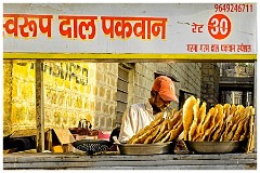 India Jaisalmer 15  Breakfast for Many