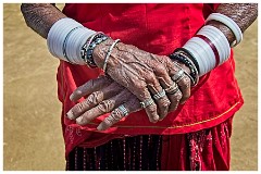 Journey from Jaisalmer to Jodhpur 25  The Arm bracelets