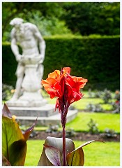 Anglesey Abbey 006  Statue by the Cannas