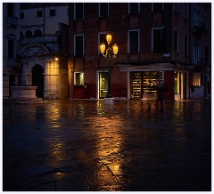 004 Venice While Dark  Campo San Stefano