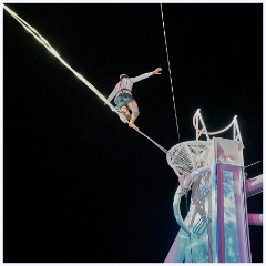017 The Symphony of the Seas  The HiRO Water Show