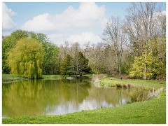025 Maddingley Hall  the Lake