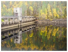 036 Scotland Glen Affric Area  Dam Reflections
