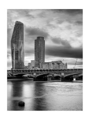012 London  View from Millennium Bridge area