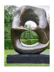 010 Henry Moore Studio and Gardens  Oval with Points